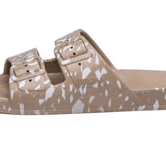 Freedom Moses - white terrazzo smoke - Picture 2 of 2